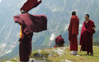 Explora Nunaat International - Monaci tibetani gran Sasso